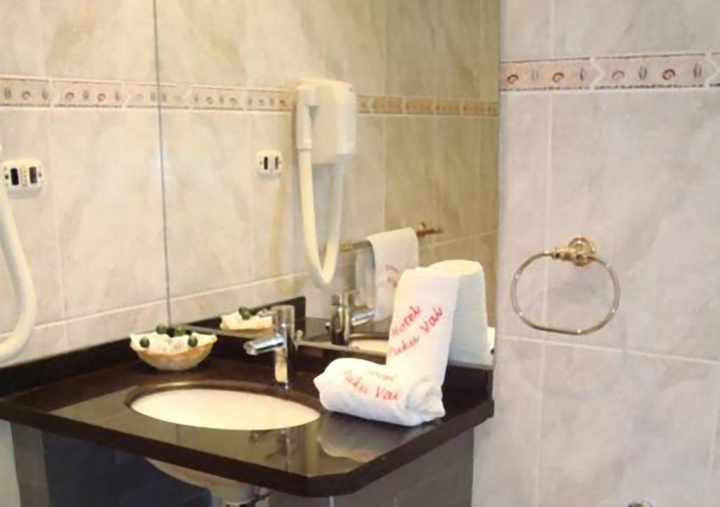 Hotel Puku Vai Hanga Roa Bilik gambar